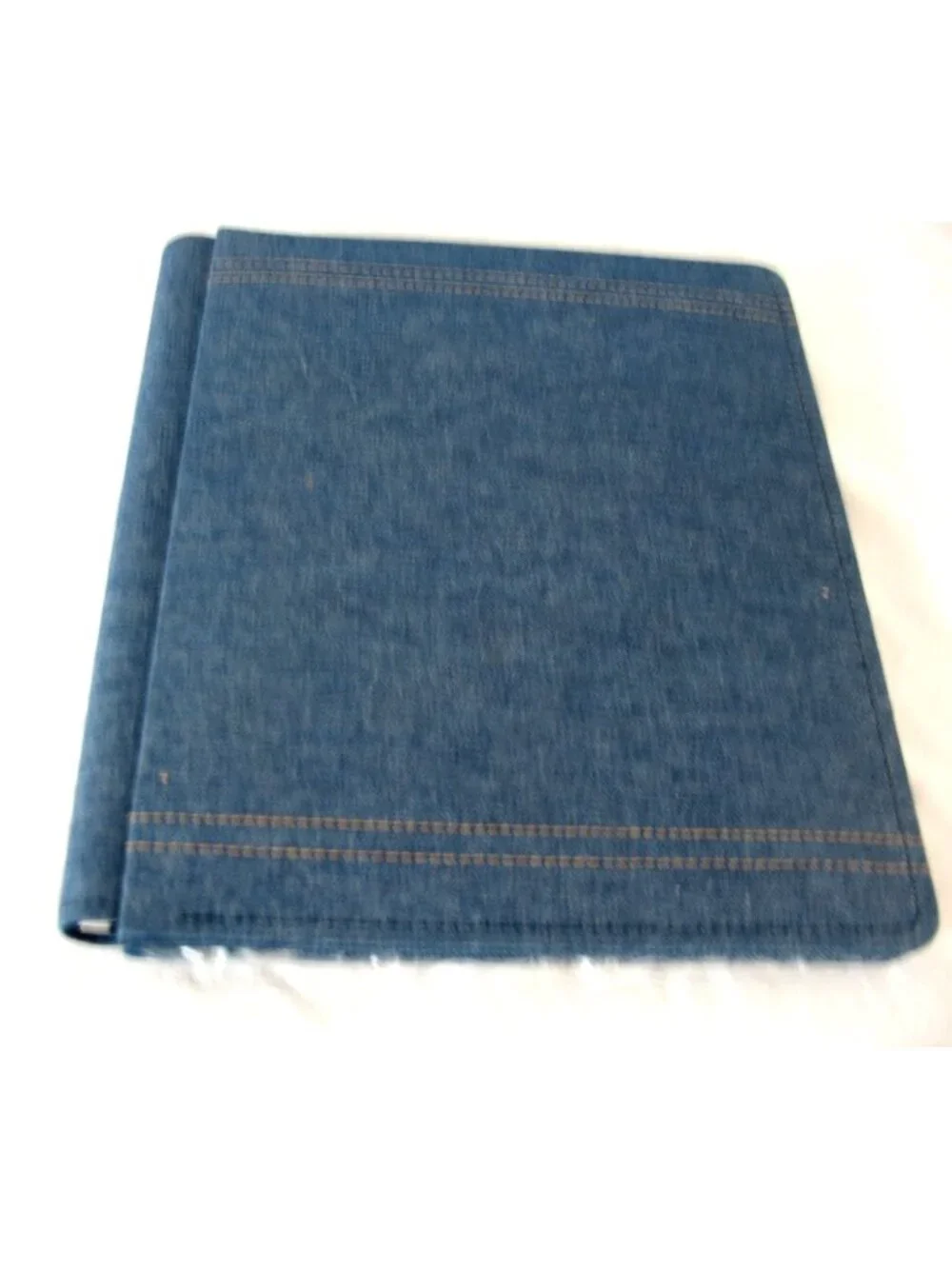 CREATIVE MEMORIES SCRAPBOOK ALBUM 8.5x11 DENIM WITH PAGES.